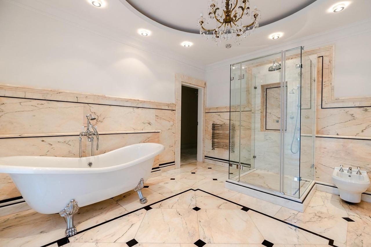 Luxury Villa Indoor Pool Warsaw Magdalenka Exteriör bild