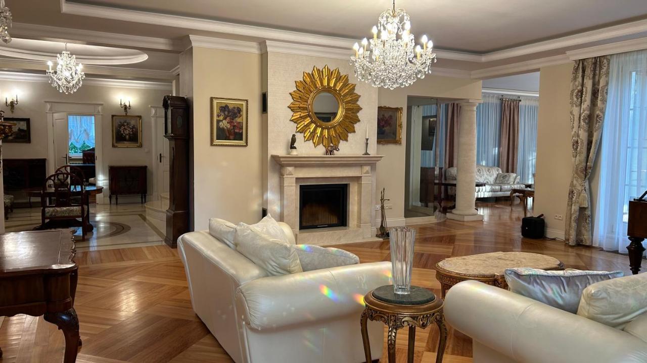Luxury Villa Indoor Pool Warsaw Magdalenka Exteriör bild
